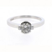 18ct white gold diamond set ring